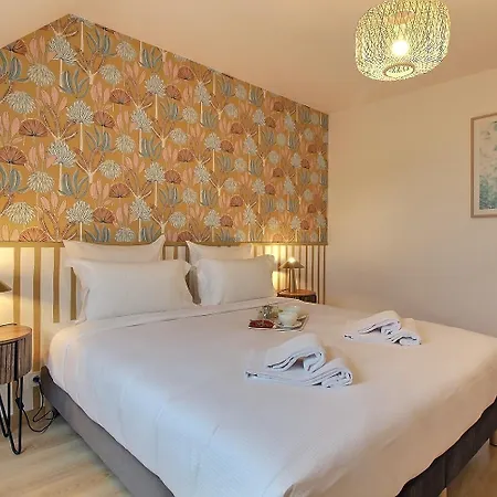 Holiday home Face A Tome *